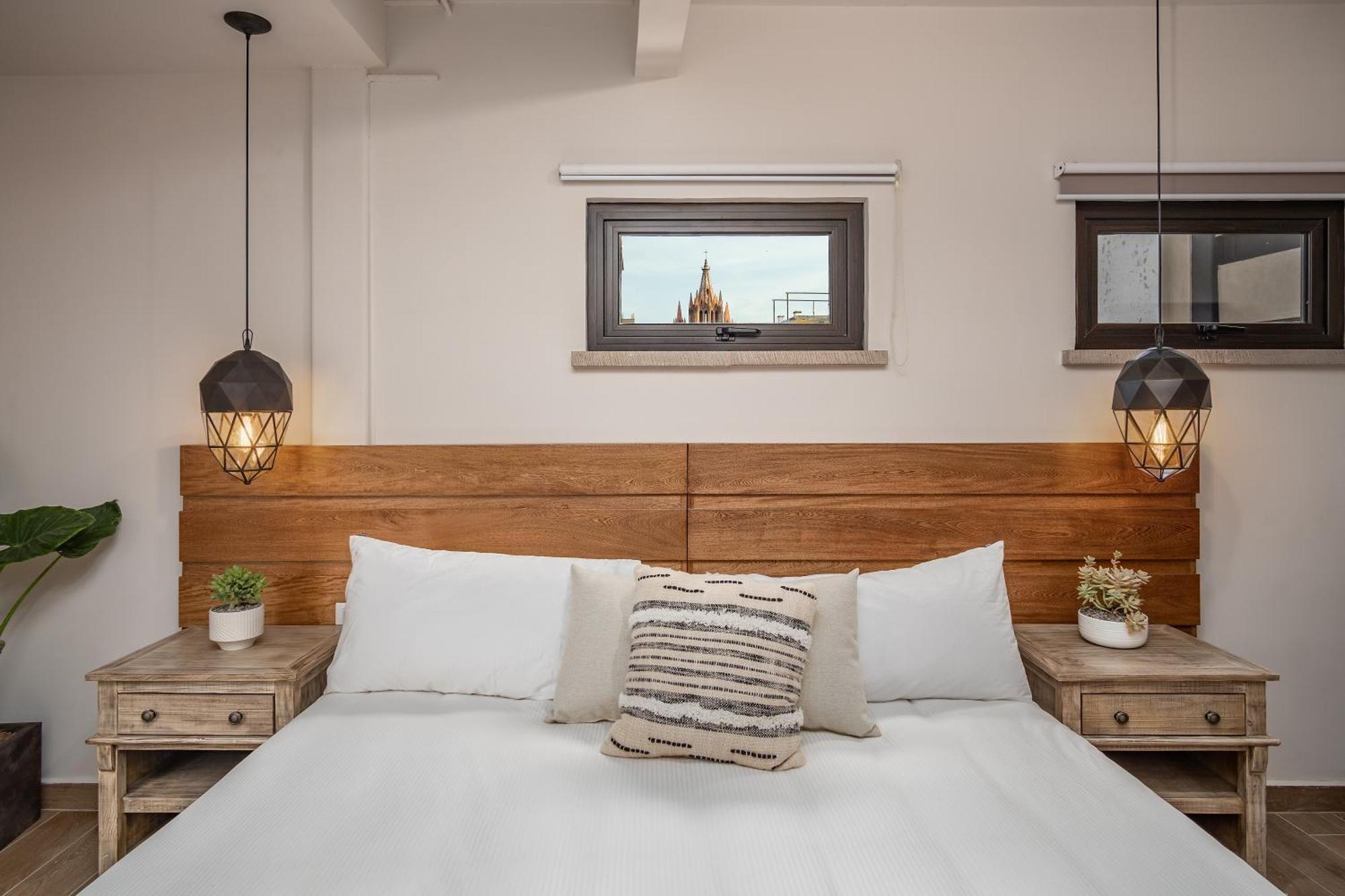 Casa Pandurata Luxury Apartments In Centro, San Miguel De Allende Rum bild