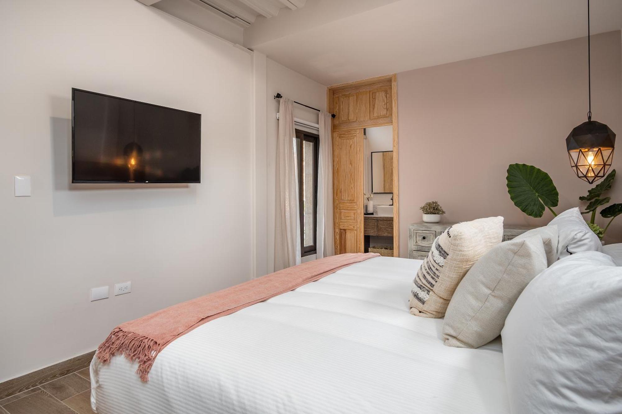 Casa Pandurata Luxury Apartments In Centro, San Miguel De Allende Rum bild